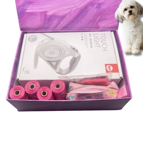 רצועת פנס 5 מ' כולל גלילי שקי קקי ריחניים ביותר בריח תות, תיק יוקרתי לשקיות וצ'יפ ג'י.פי.אס למעקב אחר הכלב